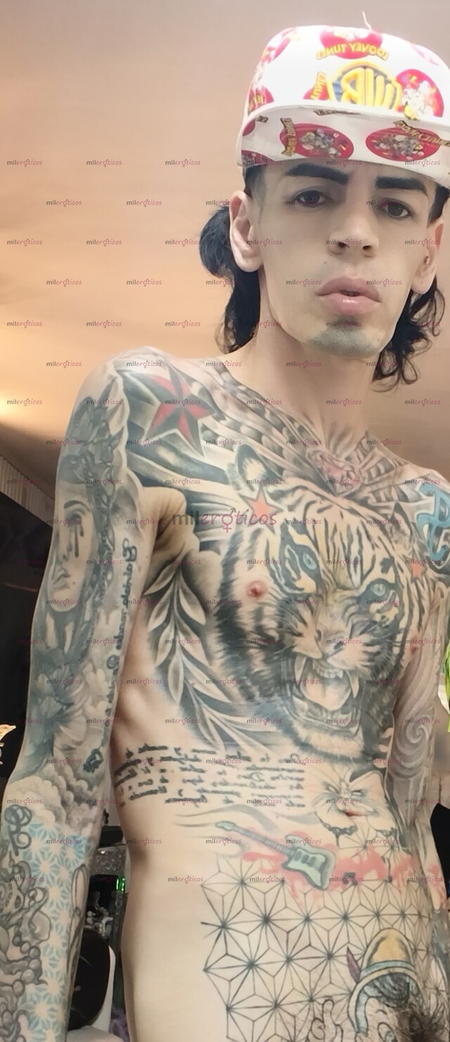 FOTOS DE FLAVO ACTIVO SERIO TATUADO MORBOSO CON SITIO