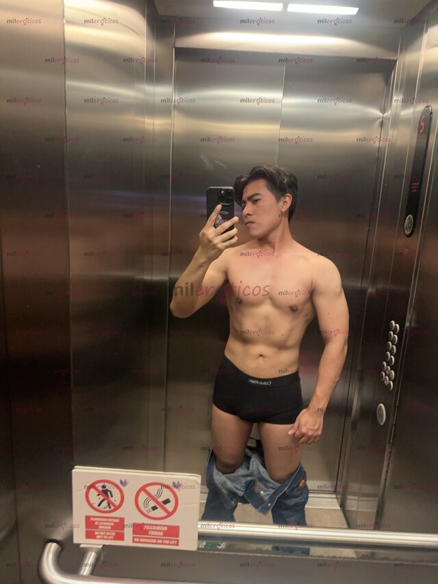 FOTOS DE SEXY UNIVERSITARIO CALIENTE DISCRETO Y JOVEN