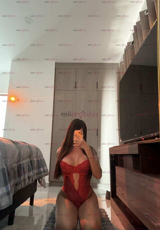 FOTOS DE ZOEE NIÑA RICA TRANS FEMENINA VEN COJEME Y SÁCAME LA LECHE
