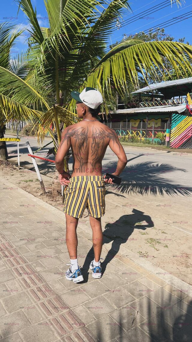 FOTOS DE JOVENCITO SEXY , MORBOSO Y CARIÑOSO CUMPLO FANTASÍAS