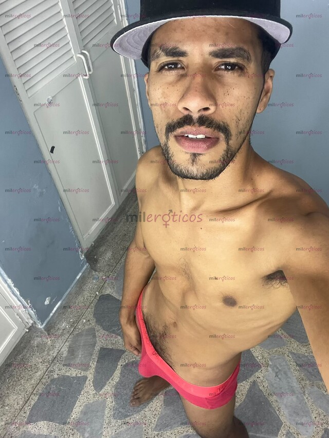 FOTOS DE MORENO VERSATIL COMPLACIENTE VIP RESERVADO