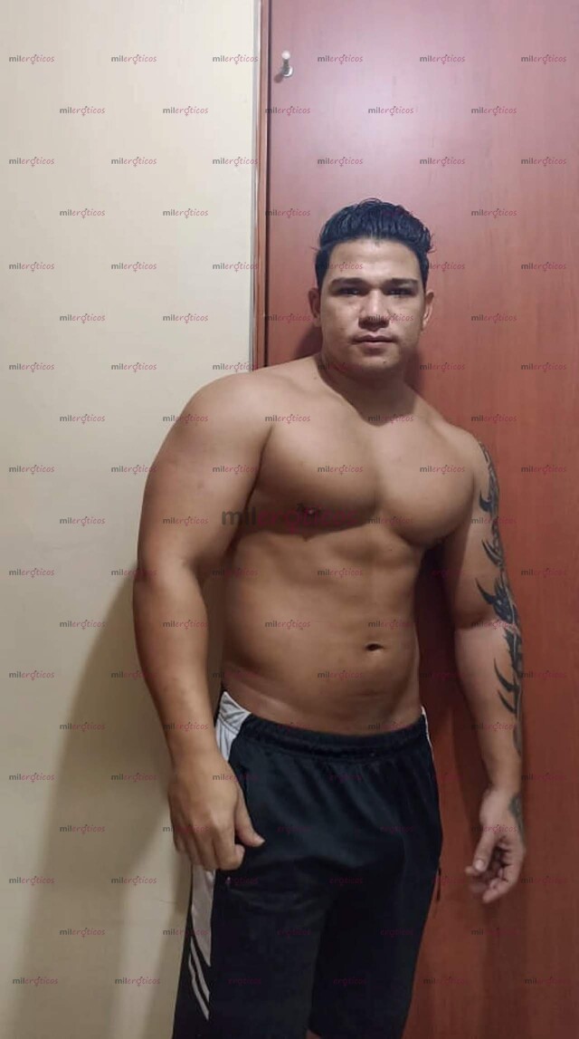 FOTOS DE DISCRETO MACHO ACTIVO CON APTO PRIVADO EN LAURELES