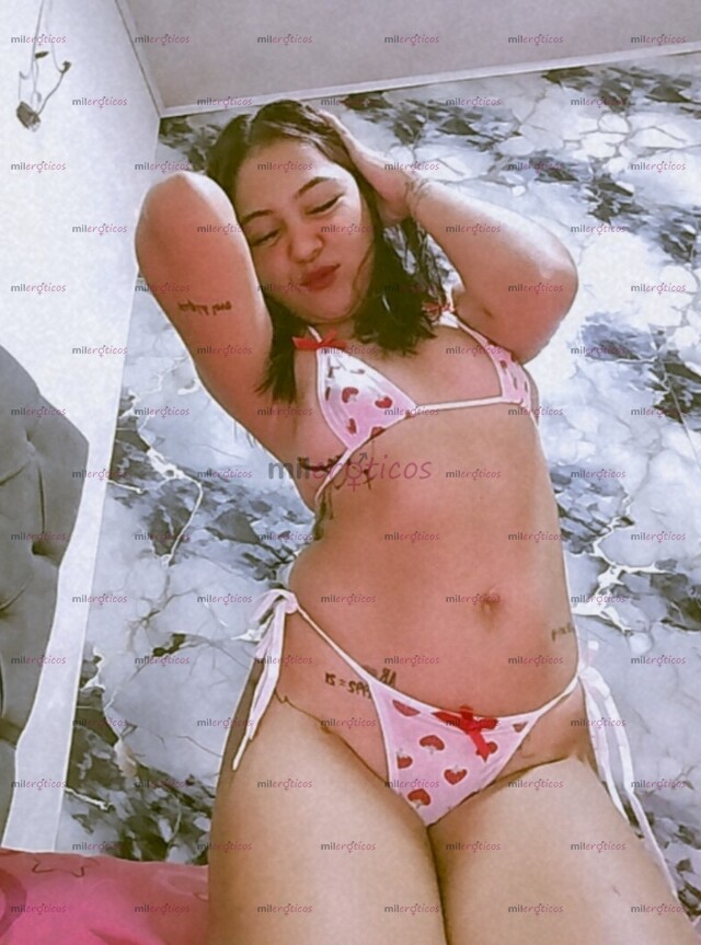 FOTOS DE HOLA MIS AMORES SOY ANDREA HERMOSA MORENA DE 20 AÑOS