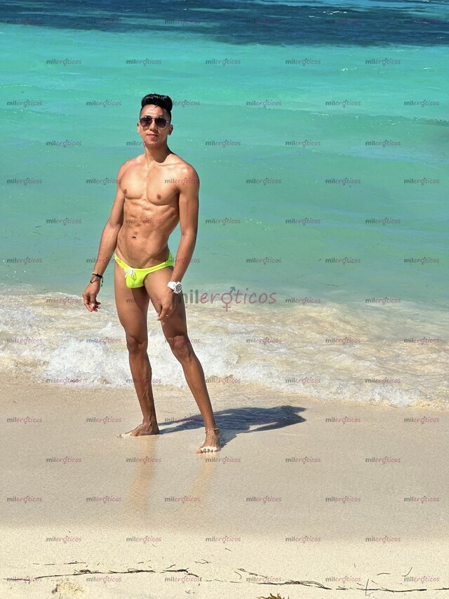 FOTOS DE PASIVO, SEXY AMOROSO Y COMPLACIENTE. DISPONIBLE PARA HOMBRES SOLVENTES.