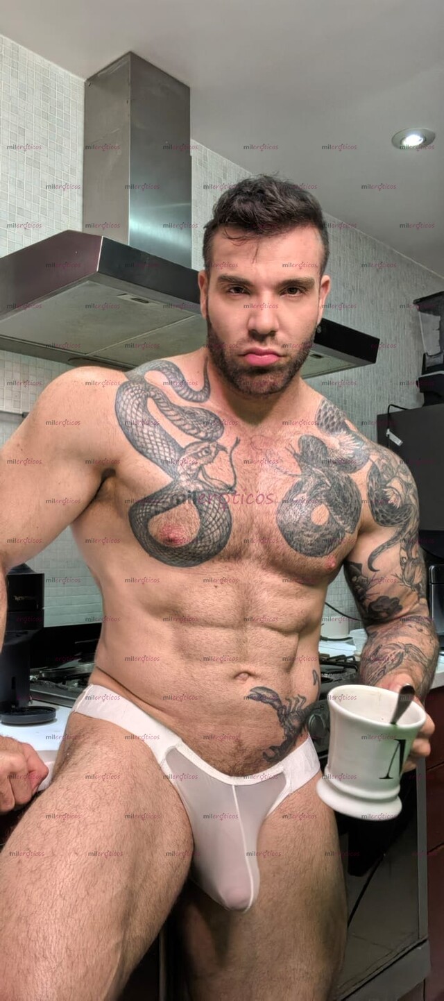 FOTOS DE THE ONLY ONE MAX HILTON WORSHIP YOUR MUSCLEGOD