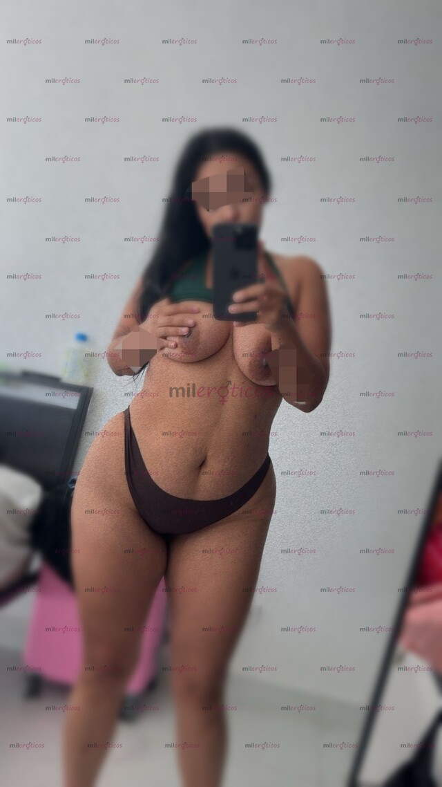 FOTOS DE FER CURVYRICA ,APRETADITA,CACHONDA CON UBI