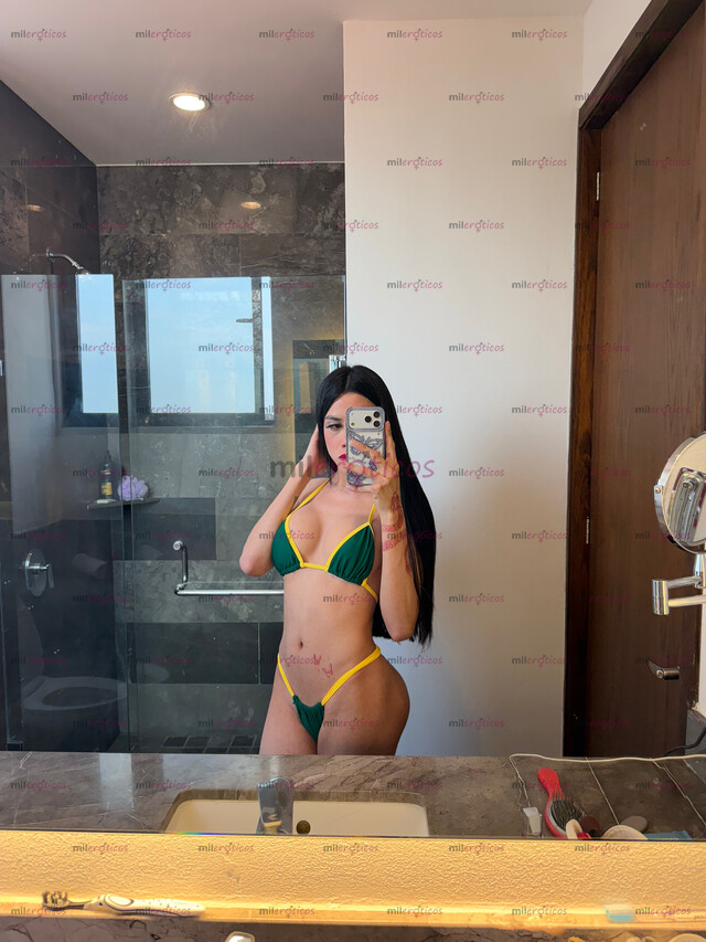 FOTOS DE RENATITA FLAQUITA BLANQUITA DE PASO AMOR APROVÉCHAME