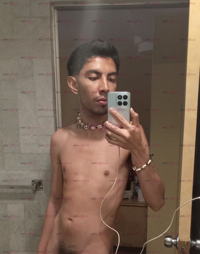 FOTOS DE JOVEN UNIVERSITARIO ACTIVO 17 CM DE VERGA PELUDA