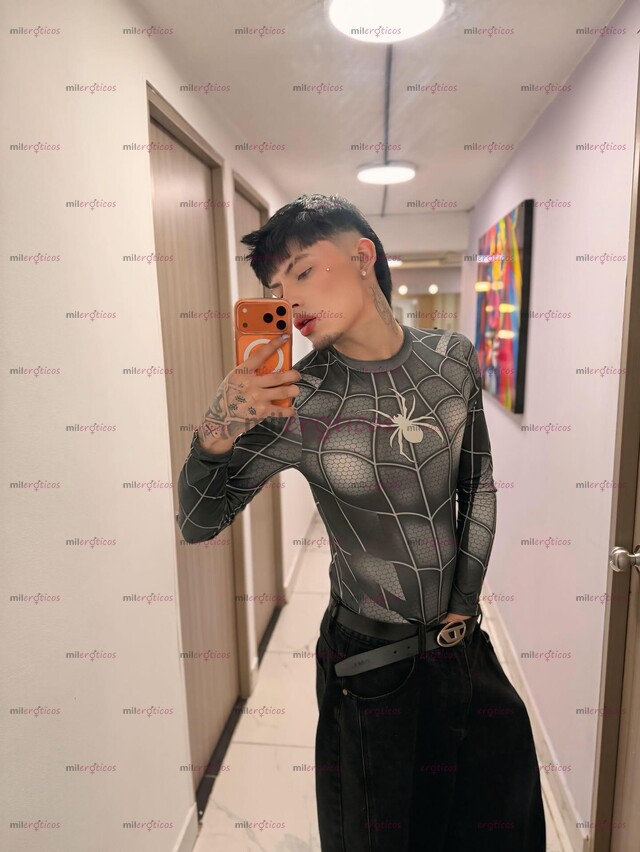 FOTOS DE CHICO SEXY Y ARDIENTE, 23 AÑOS VERGON Y TWINK, DISPONIBLE EN TU CIUDAD