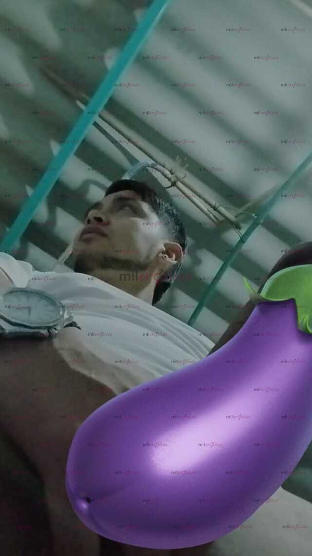 FOTOS DE MASCULINO DOMINANTE CON GANAS DE DARTE EL MEJOR SERVICIO POCOS DÍAS