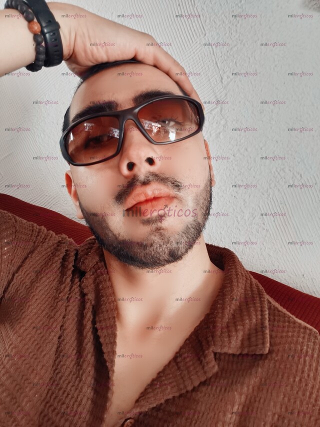 FOTOS DE SIEMPRE CALIENTE Y DURO Y UN CULAZO PARA QUE DISFRUTES