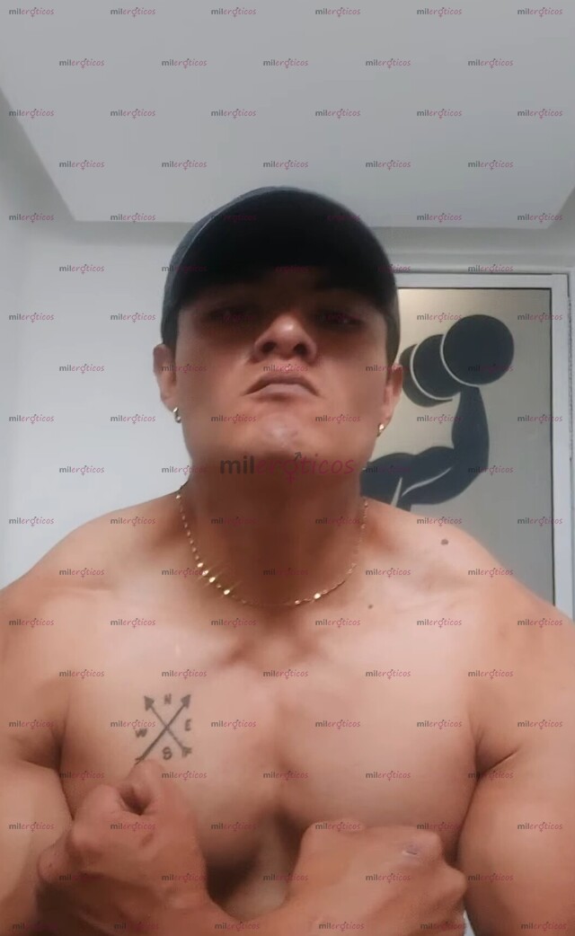 FOTOS DE JOVEN DE MENTE ABIERTA ATIENDE A PAREJAS Y A MUJERES