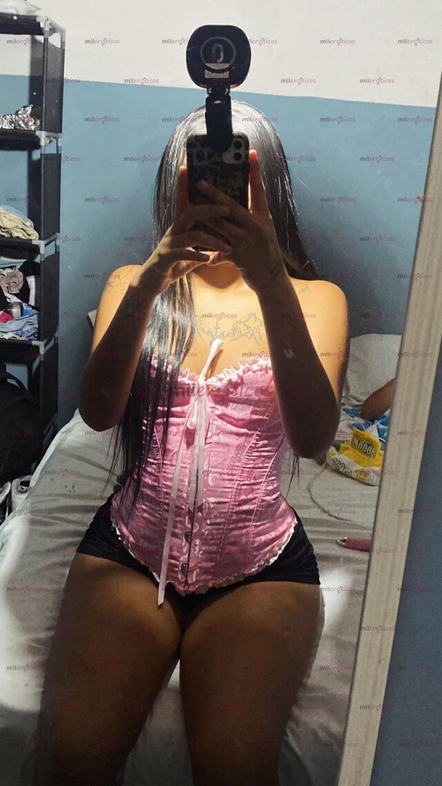 FOTOS DE VALENTINA SEXY FLACA ARDIENTE CON GANAS DE TODO AMOR
