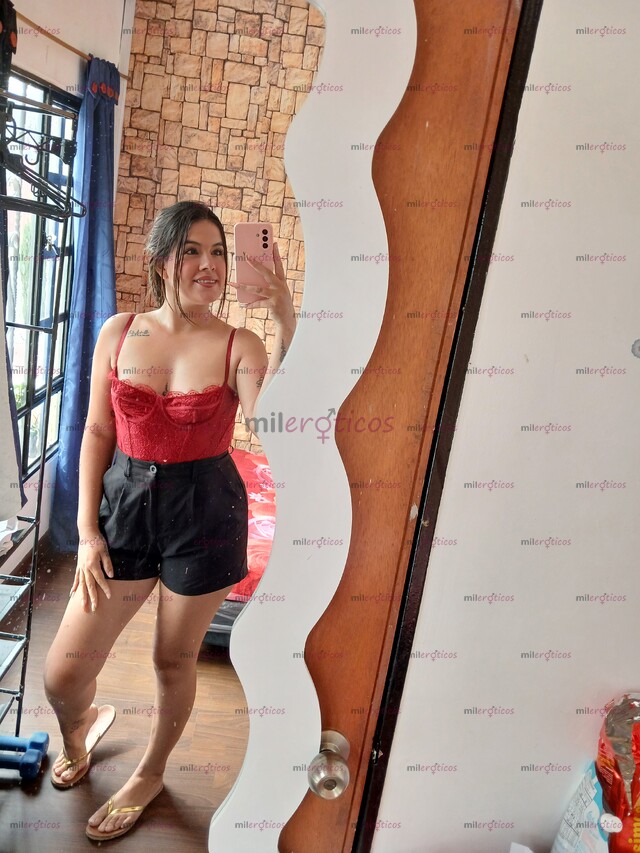 FOTOS DE SOY AXLY DISPONIBLE POR POCOS DIAS VEN Y DISFRUTEMOS DE UN RICO SEXO