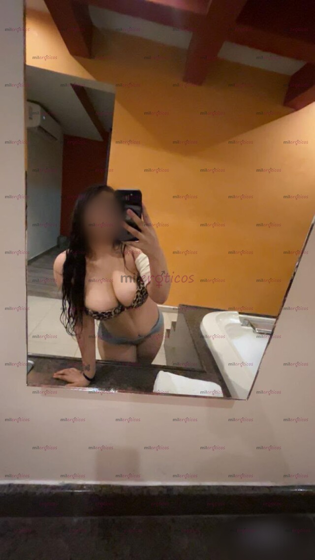 FOTOS DE PRECIOSA U N I V E R S I T A R I A DISPUESTA A DARLO TODOOO
