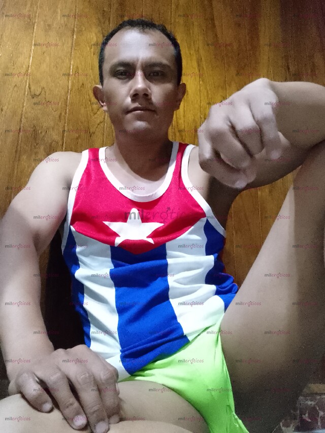 FOTOS DE PASIVO COMPLACIENTE. BUENAS MANOS, BUEN CULO