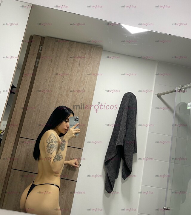 FOTOS DE SOY UNA LINDA FLAQUITA BLANQUITA TATUADA