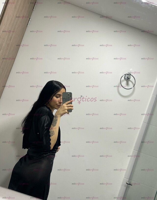 FOTOS DE SOY UNA LINDA FLAQUITA BLANQUITA TATUADA
