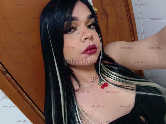 FOTOS DE ME LLAMO CHARLOTTE SOY UNA CHICA TRANS BASTANTE ALTA UN POCO DELGADA, MUY HERMOS