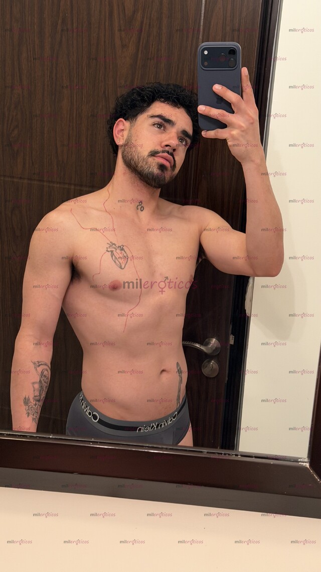 FOTOS DE JOVENCITO GUAPO Y CALIENTE QUE CUMPLIRÁ TU FANTASÍA