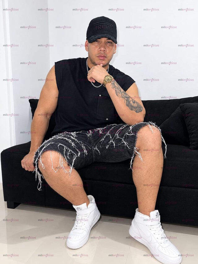 FOTOS DE HOLA SOY LEINER NUEVO CHICO DE PASO POR TU CIUDAD POR POCOS DÍAS