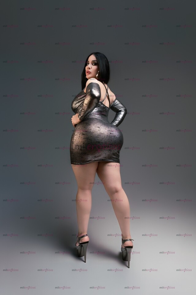 FOTOS DE TU DIOSA DOMINATRIX DISPONIBLE PARA JUGAR...