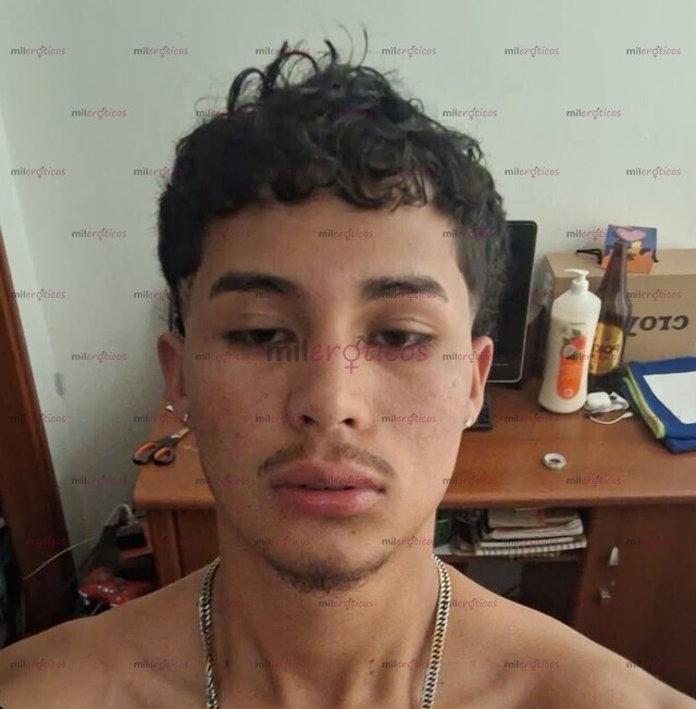 FOTOS DE JOVEN DE 18 AÑOS, CALIENTE, VERGON, ATENTO MENTE ABIERTA