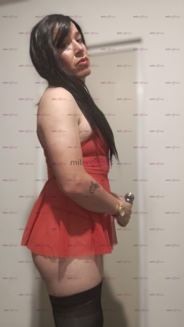 FOTOS DE LINDA TRAVESTI SEXOSA CON GANAS DE HACERTE PASAR UN RATO MUY RICO.