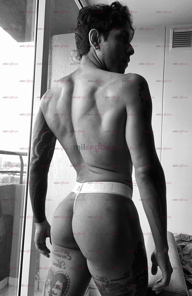 FOTOS DE TWINK MORBOSO APASIONADO CON GANAS DE COMPLACERTE
