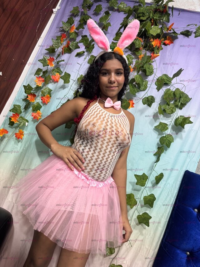 FOTOS DE ME LLAMO CAROL SOY UNA CHICA CALIENTE Y DIVERTIDA