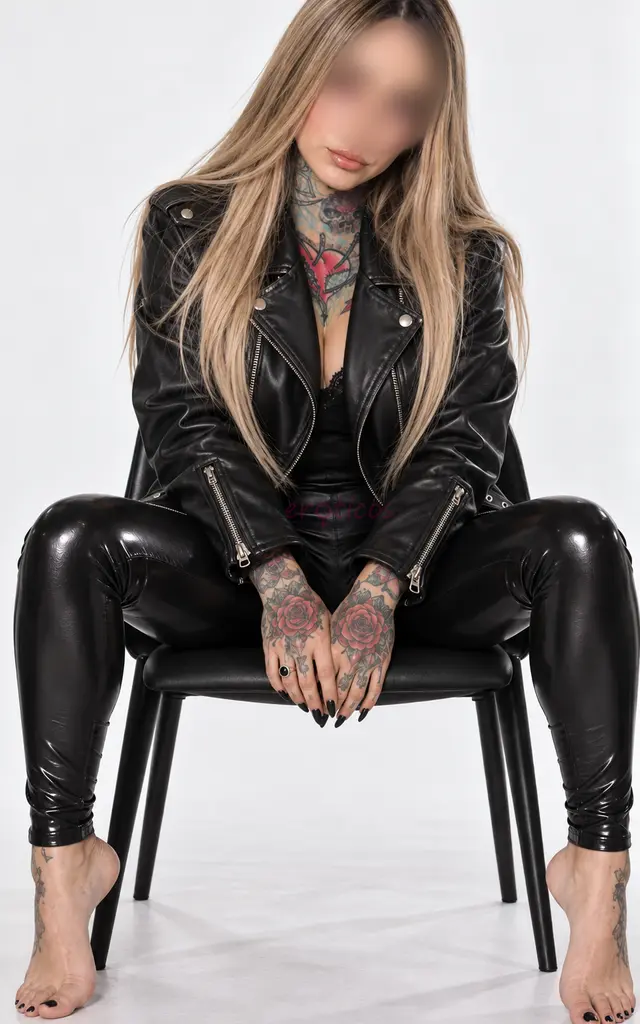 Bienvenidos a mi perfil para caballeros de buen gusto y solventes soy renatta amp una scort irresistible muy femenina de piel blanca tatuada cabello l...