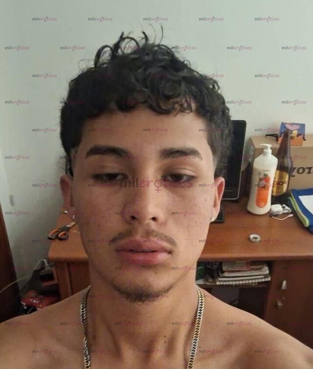 FOTOS DE CHICAS O PAREJAS ,18 AÑOS JOVEN VERGON APARA PASARLA SUPER RICO, 18CM