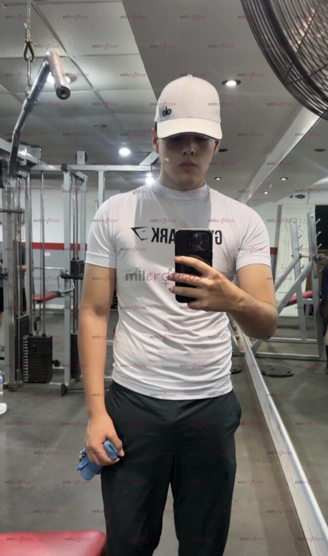 FOTOS DE JOVEN GUAPO ALTO DISCRETO DE VISITA EN MONTERREY