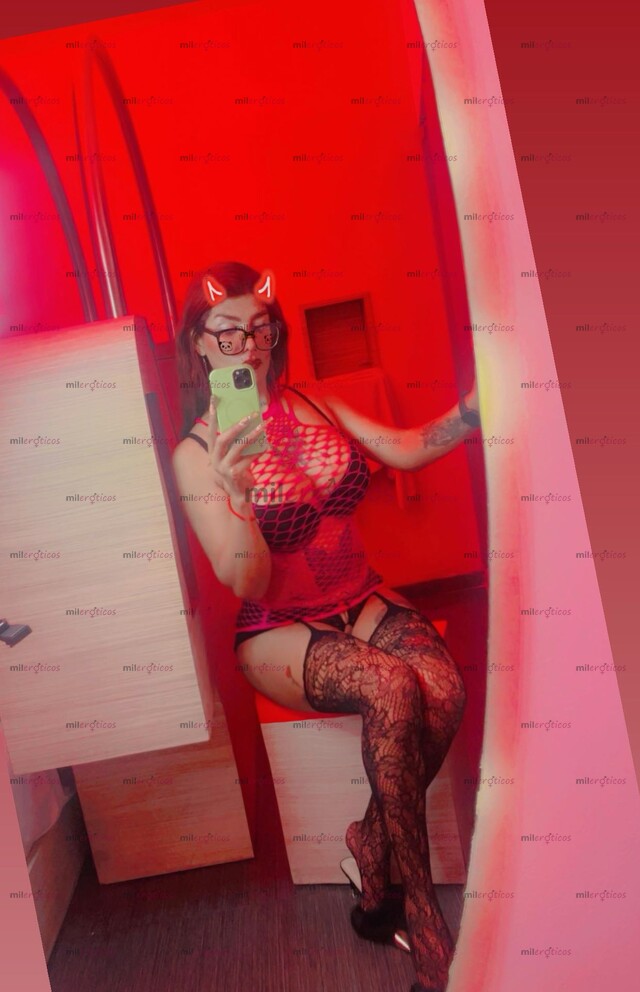 FOTOS DE SOY LOYALTTY UNA CHICA EXUBERANTE Y EXÓTICA