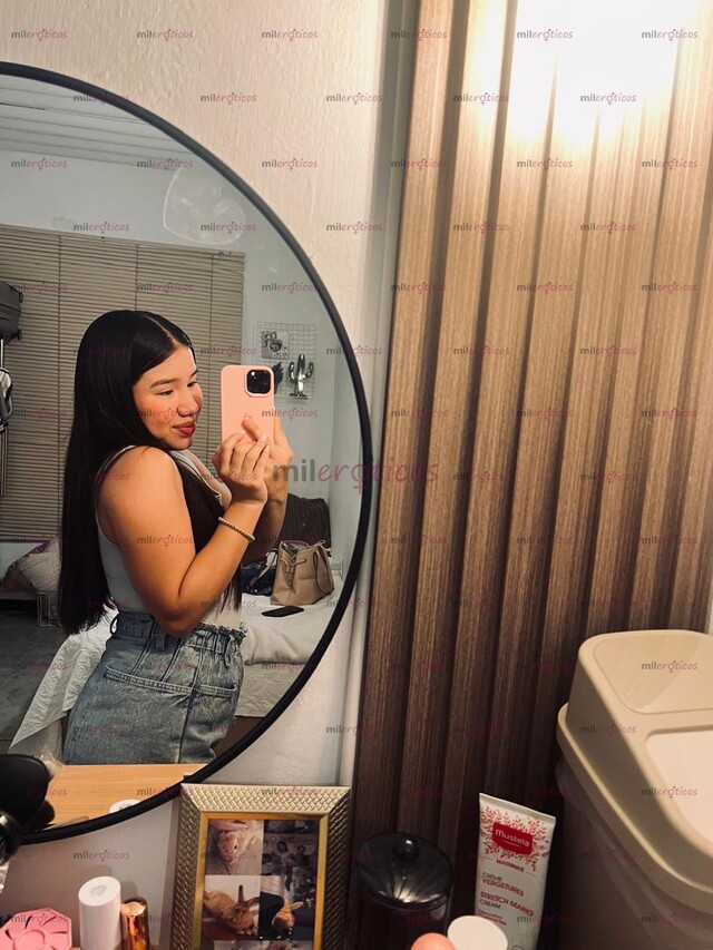 FOTOS DE NENA CACHONDA CON RICAS NALGAS MUY ATREVIDA Y COQUETA CON GANAS DE PASARLA RICO