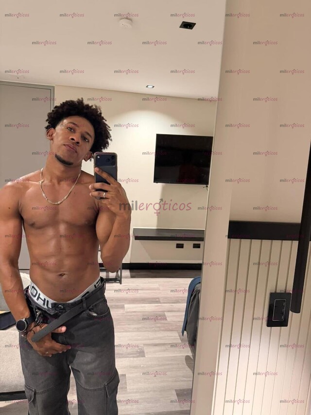 FOTOS DE VERGON ALTO CUERPO DE GYM 23 CM REALES VERGA DURA Y GRUESA