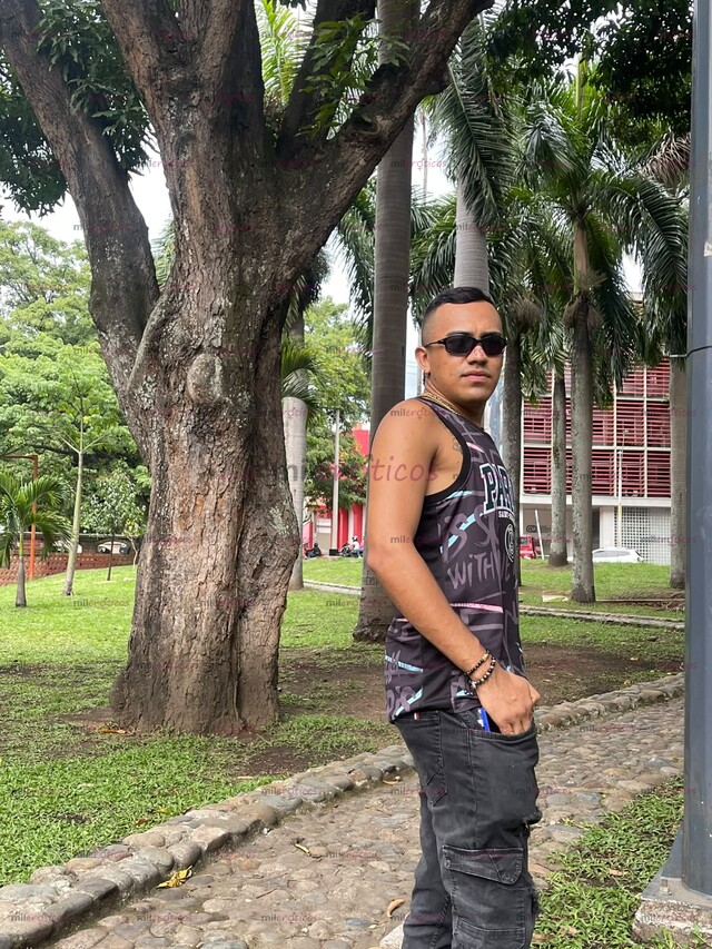 FOTOS DE MORENAZO VIP VAMOS A PASARLA RICO Y DISFRUTAR DE UN BUEN RATO