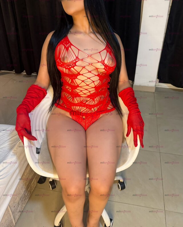 FOTOS DE CAROLAY BLANQUITA CON CURVAS Y UNA CARA DE ANGEL, DISPUESTA A TODO TU AMOR