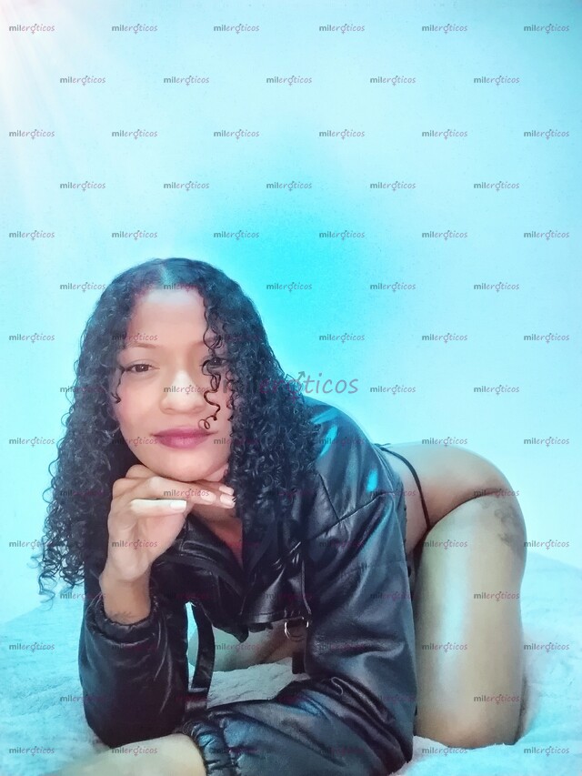 FOTOS DE HOLA SOY LESLIE UNA BARBY MORENA DISPUESTA A CUMPLIR TUS FANTASÍAS CONTACTAME!!!