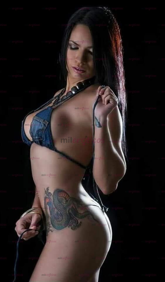 FOTOS DE ESTRELLA ARDIENTE FLACA TATUADA Y CALIENTE EN PROMOCIÓN 120K HA HOLA