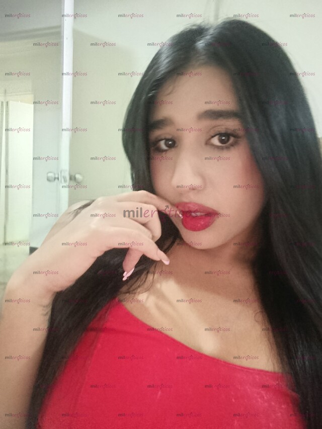 FOTOS DE SOFI LINDA Y TIERNA TE DEJARE ENCANTADA APRETADITA Y SUPER SUMISA