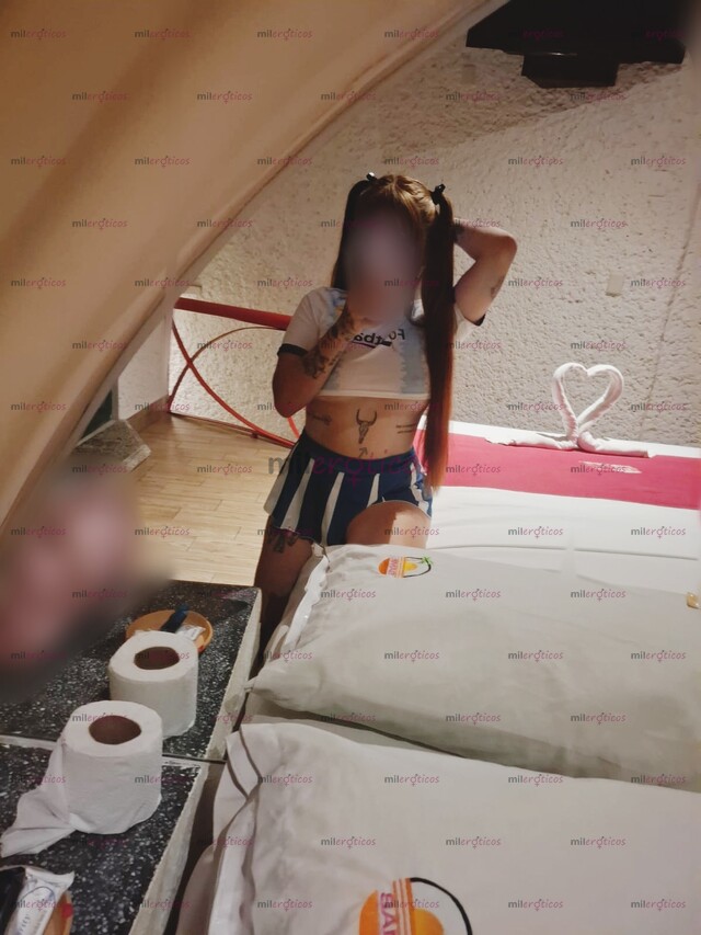 FOTOS DE SE TE ANTOJA CHUPAR Y ACARICIAR MIS DELICIOSAS TETAS ??