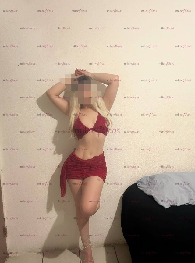 FOTOS DE CHICA 100% REAL CON UN CUERPO SORPRENDENTE !!!