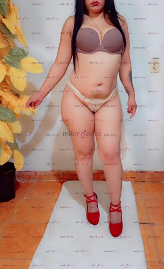 FOTOS DE COGEME RICO, PONME EN CUATRO Y DISFRUTA DE MI RICO CULO Y DE MI DELICIOSA VAGINA
