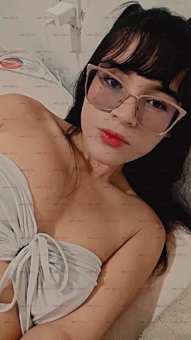FOTOS DE NUEVA ! ELIZA TU CHUPONCITA FAVORITA !! VAGINA APRETADITA Y MOJADITA