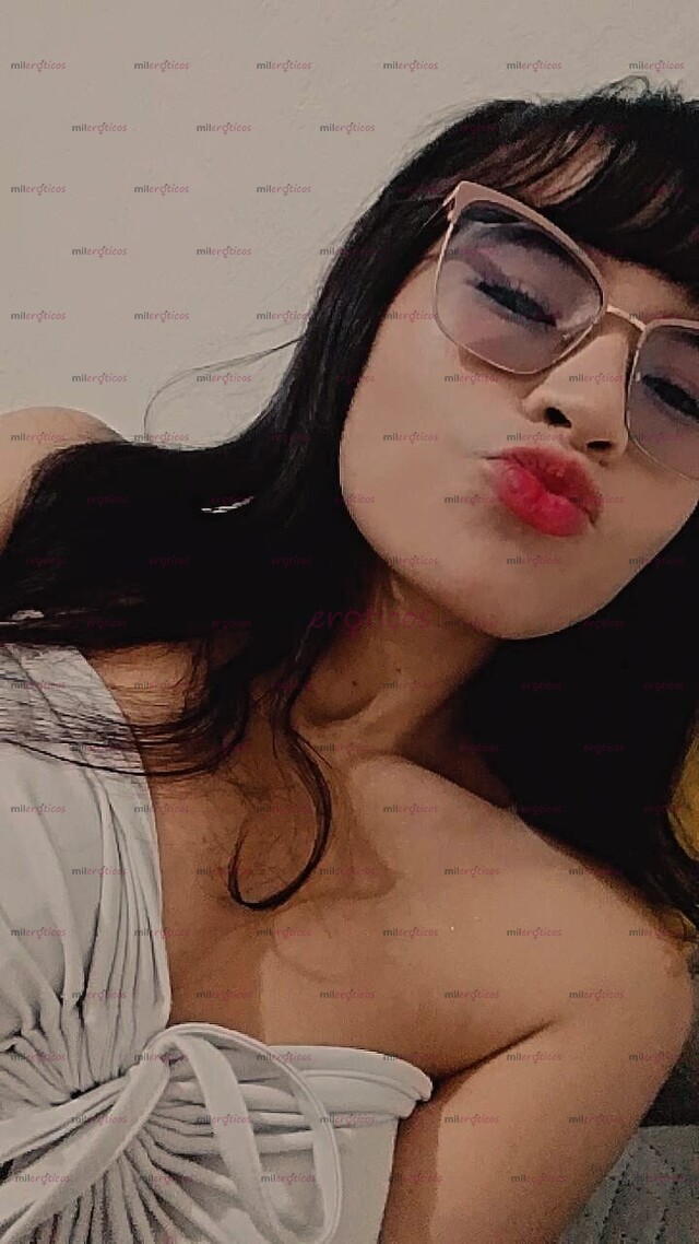 FOTOS DE NUEVA ! ELIZA TU CHUPONCITA FAVORITA !! VAGINA APRETADITA Y MOJADITA