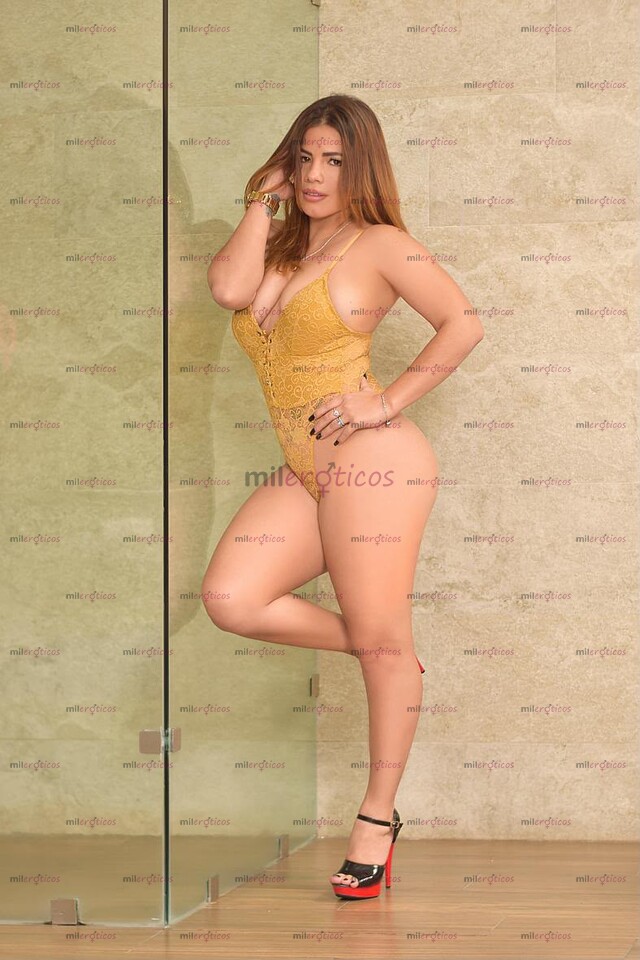 FOTOS DE RUBIA SUPER DELICIOSA, DISFRUTA MI RICO SEXY PAPI
