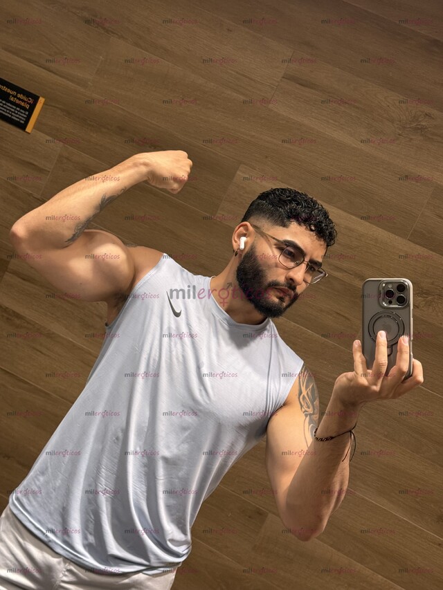 FOTOS DE CHICO VARONIL DISCRETO COMPAÑIA PARA HOMBRES SALIDAS VIDEOLLAMADAS ETC
