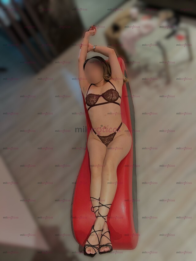 FOTOS DE FEMENINA, SEXY, BONITA CARA Y GANAS DE COMPLACER
