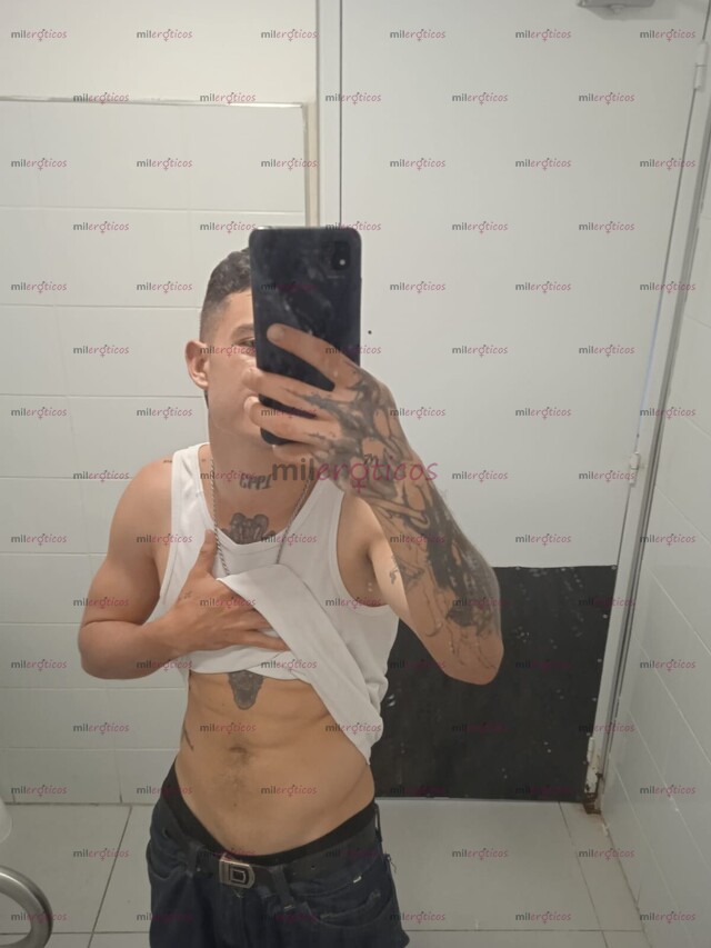 FOTOS DE ANDRES MACHOPAISA VERGON DISPUESTO A COMPLACERTE